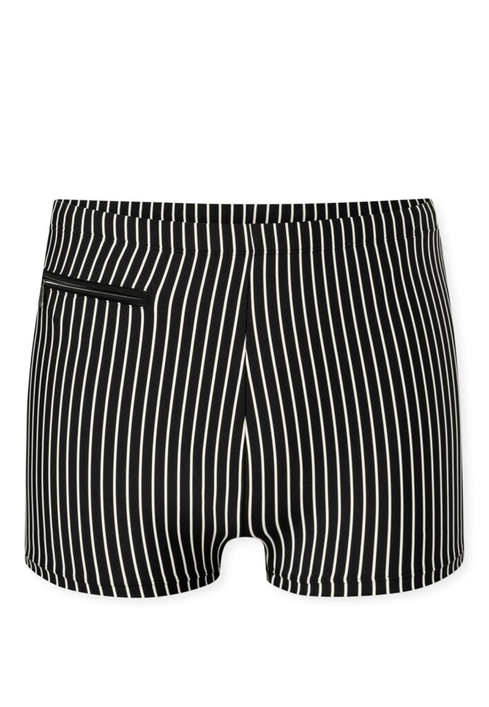 Badehose mit Bein
